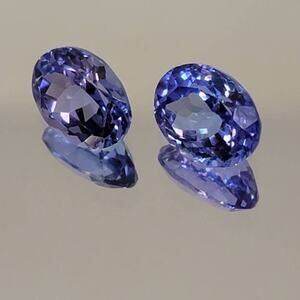 Exquisite 4.85 Carat Tanzanite Pair!!